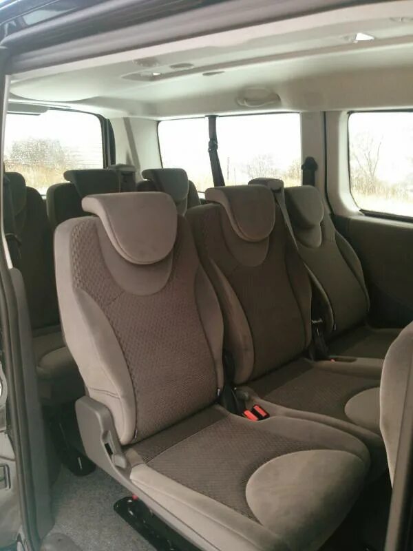 Тойота хайс 8 мест. Volkswagen transporter t4 минивэн. Maxus ldv фермер. Maxus микроавтобус. Honda stepwgn 2011.