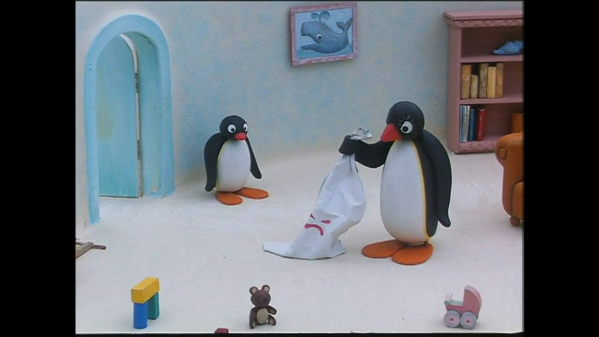 Видео пингу. Pingu 1986. Пингвин Пинго. Pingu and the Ghost.