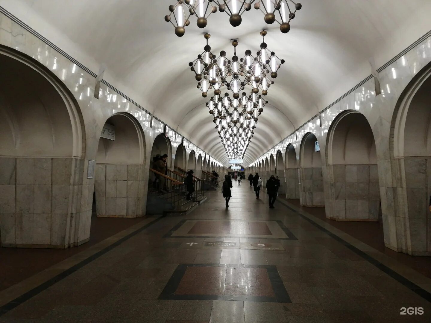 московский метрополитен станция менделеевская. станция метро менделеевская москва. станция менделеевская. метро менделеевская время. станция метро менделеевская москва.