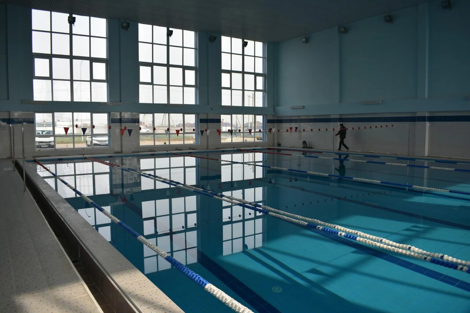 Спорткомплекс кубань. Центр единоборств анапа ул станичная. Манеж олимпиец славянск. Легкоатлетический манеж славянск на кубани. Олимпиец славянск на кубани.