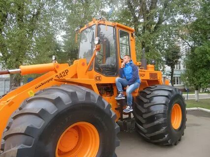 Трактор амкодор