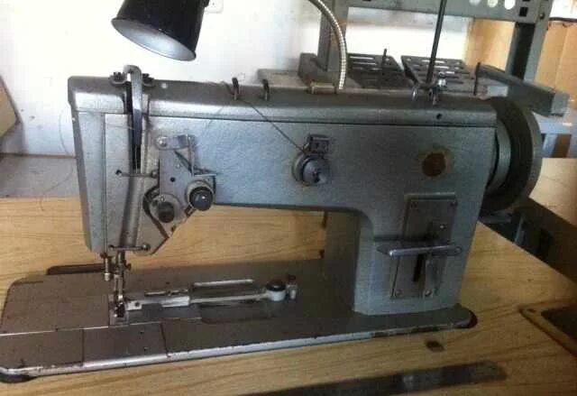 Швейная машинка Промышленная ПМЗ 1862. Швейная машина ПМЗ 3823 кл. Коленоподъемник на швейной машине 1862. Швейная машина 1862 класса с шагающей. Промышленный машинка бу