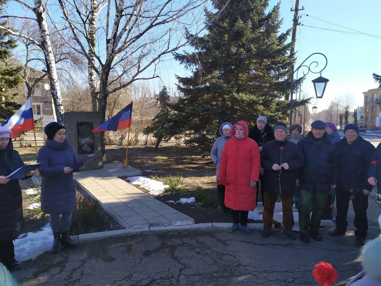 Группа горловка в контакте. Митинг 15 февраля. Афганцам Горловка. Афганцы жители станицы Павловской Краснодарского края. Пантелеймоновка фото сейчас.