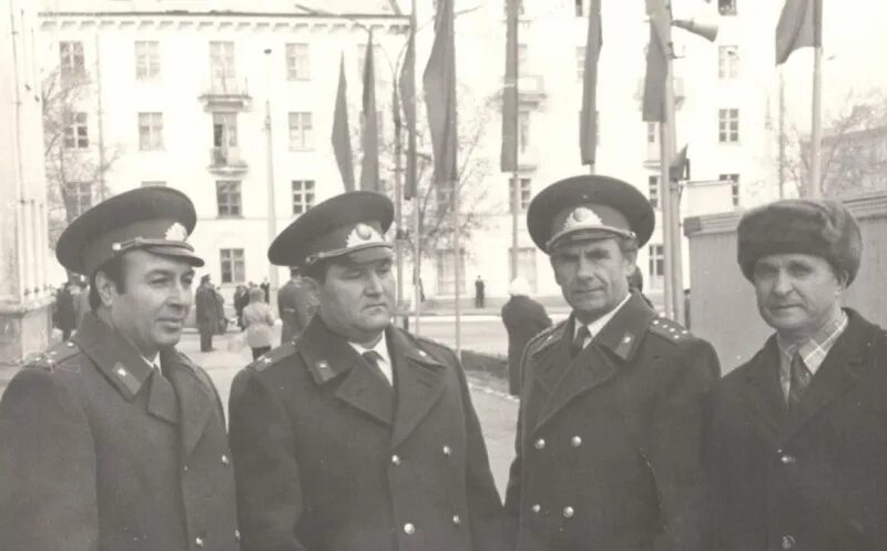 Милиция 1985. Милиция 1990. Подполковник милиции в отставке. Военкомат новокуйбышевск