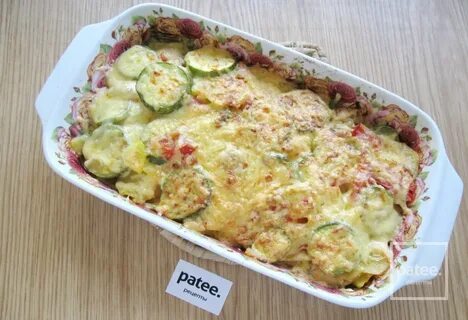 Куриное филе с кабачками в духовке
