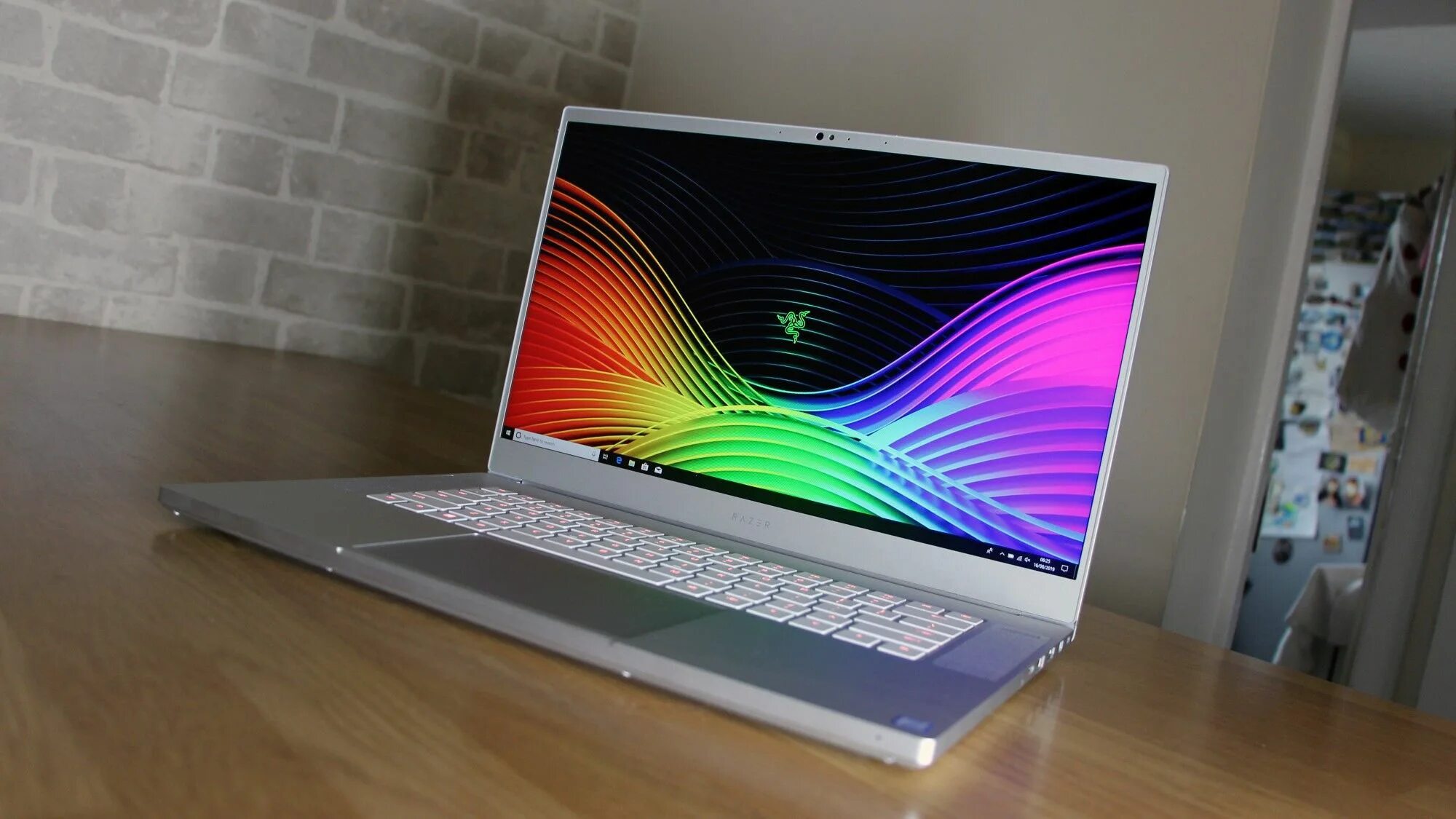 Razer Blade 15 Mercury White. Razer Blade 15 Base model. Razer Blade 13 Mercury White. Razer Blade 15 2019 Base.