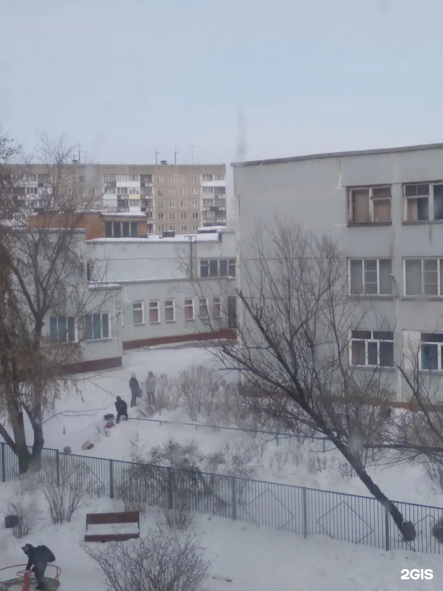 Мбоу сош 129 г челябинска. Школа 51 минск. Школа 129 челябинск. Средняя школа 129. Школа 129 челябинск.