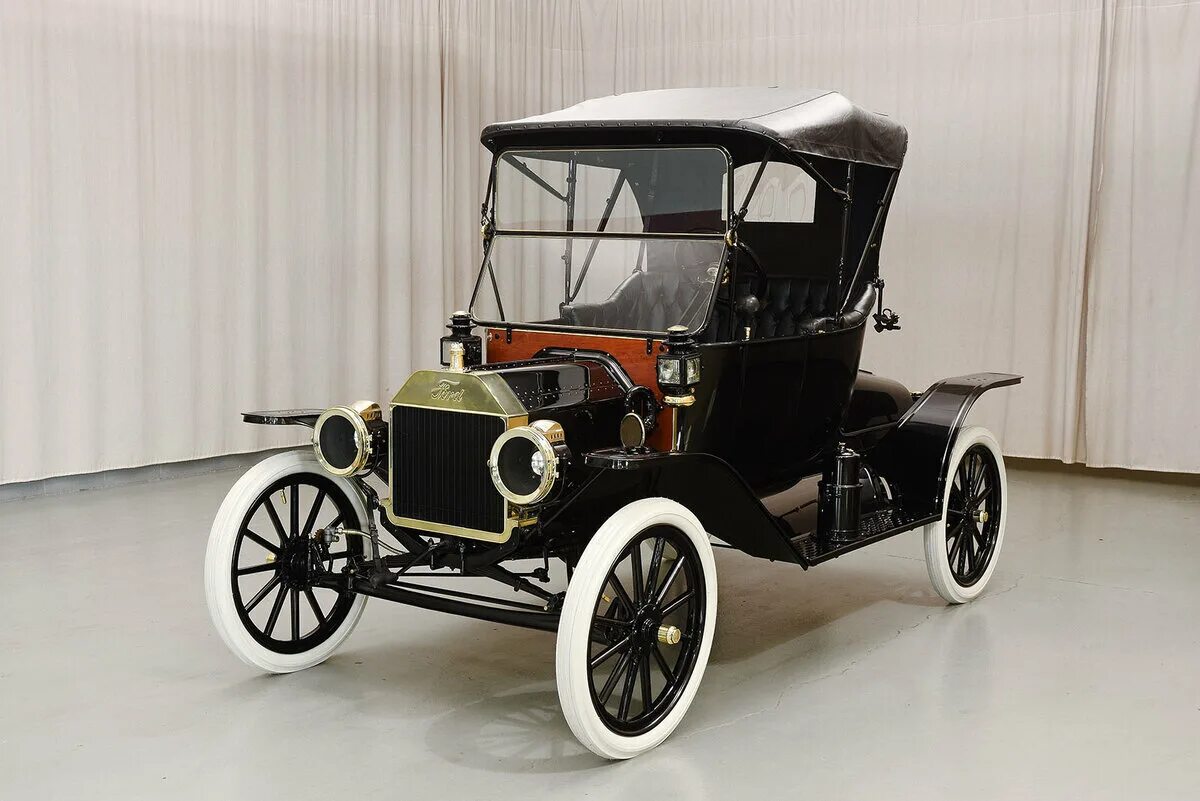 Первые серийные автомобили. Ford model t 1913.