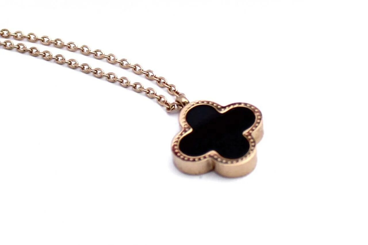 Украшения в виде клевера. Подвеска клевер четырехлистный серебро. Золотой четырехлистный клевер. Золотая подвеска клевер четырехлистник. Ювелирное украшение клевер четырехлистный бренд.