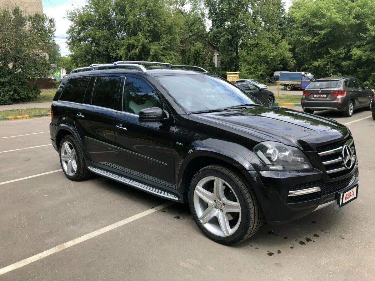 Мерседес gl 164 купить. Мерседес gl 164 AMG. Mercedes gl x164 черный. Мерседес-Бенц gl350 2012. Mercedes Benz gl x164 AMG.