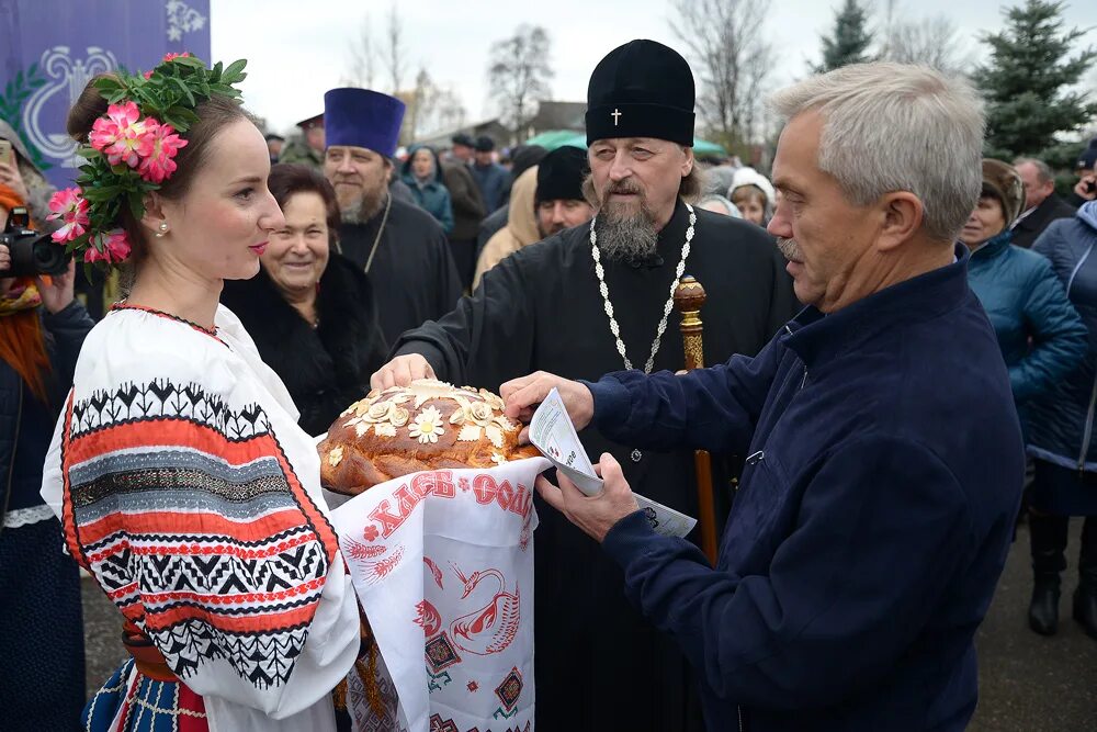 Благословляем народ. День народного единства в Белгородской области.