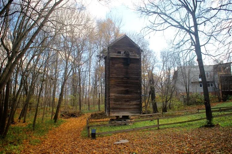 Музей заповедник щелоковский хутор. Музей деревянного зодчества Щелоковский Хутор. Музей архитектуры и быта народов Поволжья "Щелоковский Хутор". Мельница на Щелковском хуторе. Музей-заповедник «Щелковский Хутор».