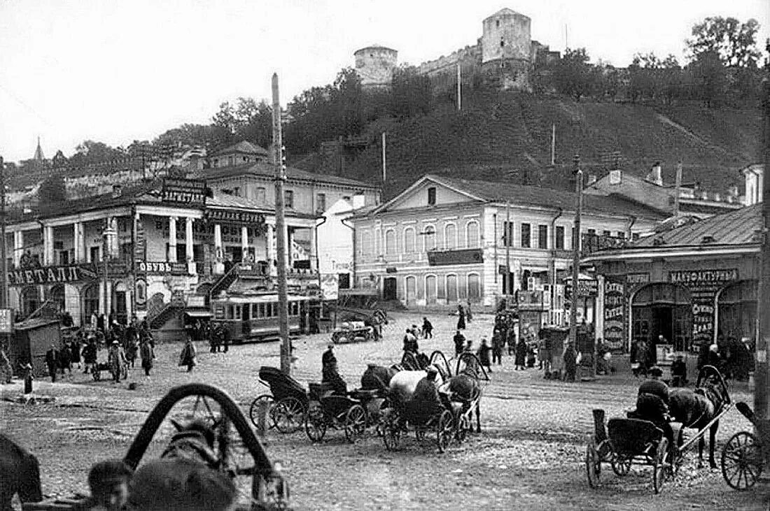 Нижний новгород 1913. Церковь илии пророка (нижний новгород). Нижний новгород 19 век. Благовещенская площадь нижний новгород 19 век. Старая рождественская улица нижний новгород.