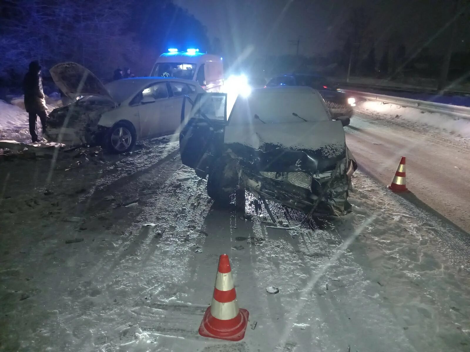 Аварии 06. ДТП Екатеринбург вчерашний. Аварии на трассе 7 января.