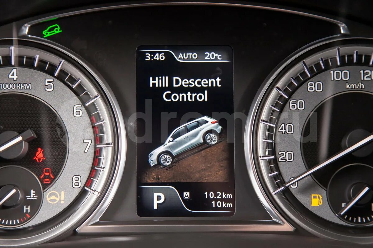 Система помощи при подъёме и спуске. Nissan система помощи спуска с горы. Система помощи при спуске с горы. Движение автомобиля на спуске. Торможение на подъеме автомобиль.