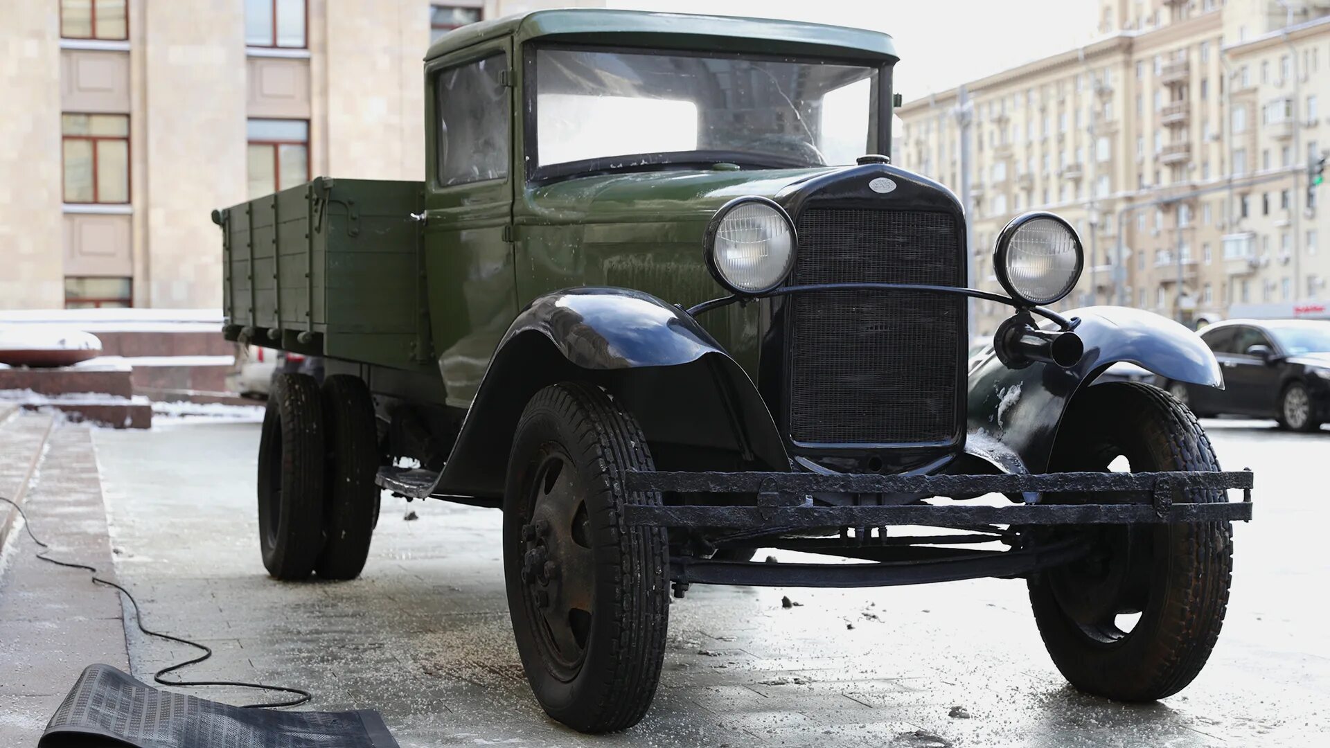 Имя полуторка. Советский грузовик ГАЗ-АА полуторка. ГАЗ АА 1932. Легендарная "полуторка" ГАЗ - АА - машина Победы.. ГАЗ-АА "полуторка" вторая мировая.