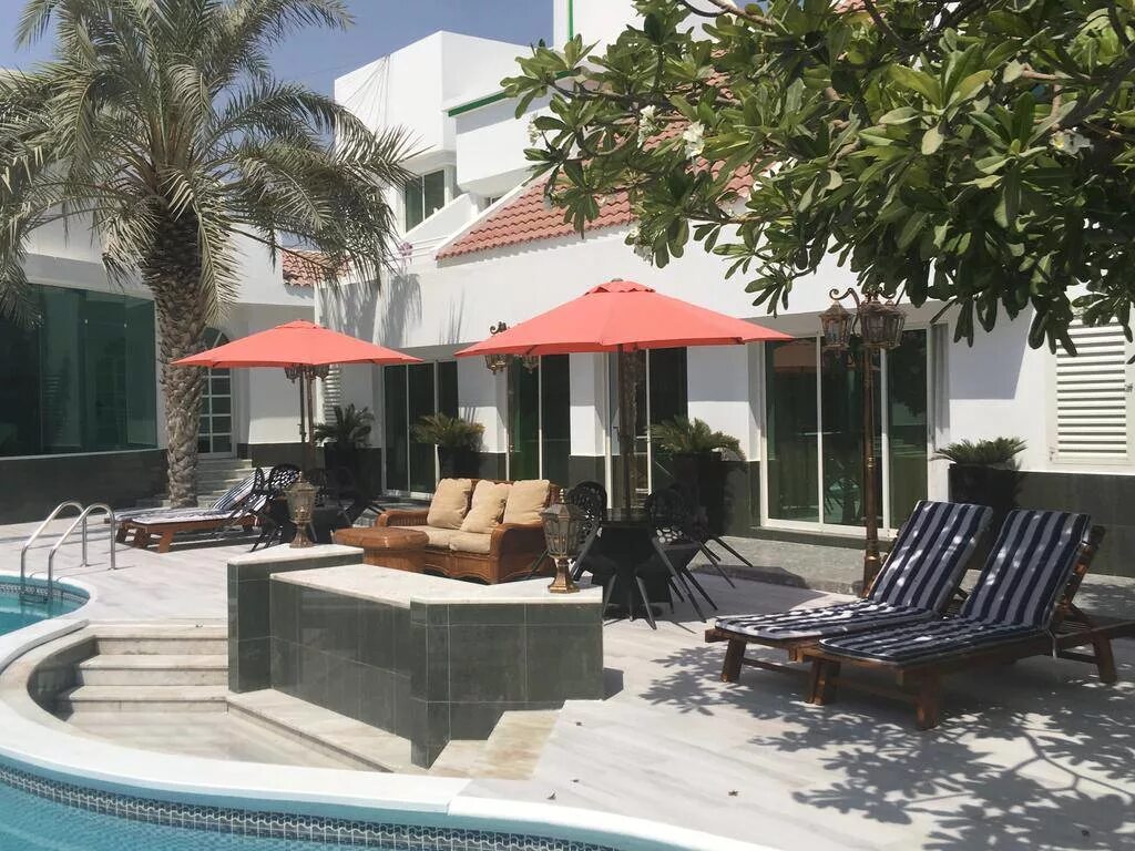 Al khalidiah resort ex. Отель al khalidiah resort. шарджа вилла аль халидия. al khalidiah resort ex villa al khalidiah 3 оаэ шарджа. отель al khalidiah resort 3 пляж.