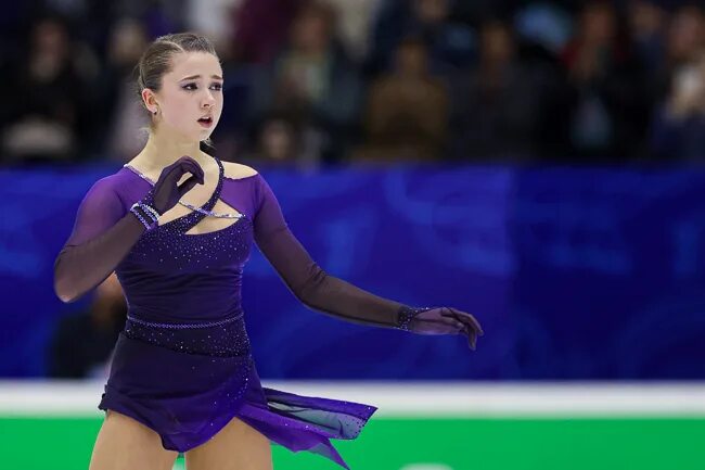 Камила валиева произвольная программа гран при 2025. Камила валиева. валеева фигурное катание. камила валиева фигуристка фото. валиева рост.