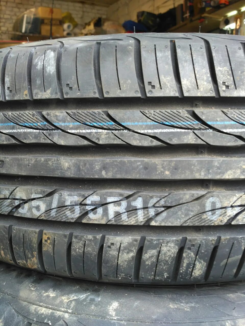 Летняя резина Kumho 205/55 r16. Резина Кумхо летняя на 16 205/55. Резина Kumho 205/55 r16 лето 2021. Кумхо шины 205 55 16 лето. Kumho ecsta 205 55 r16 купить