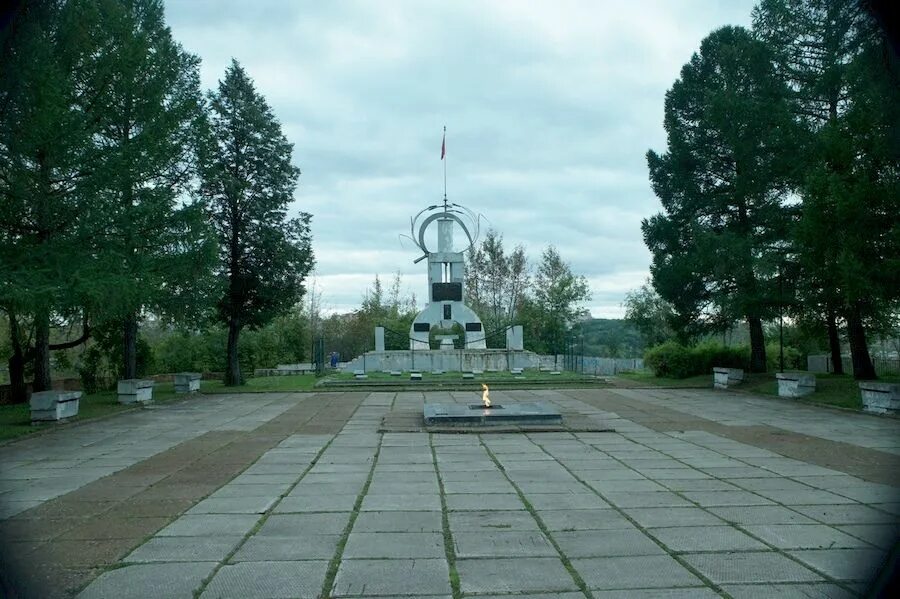 Пермь улица борцов революции. Пермь улица Огородникова 2 музей-диорама. Памятник борцам революции Пермь. Сквер борцов революции Пермь. Музей диорама Пермь.