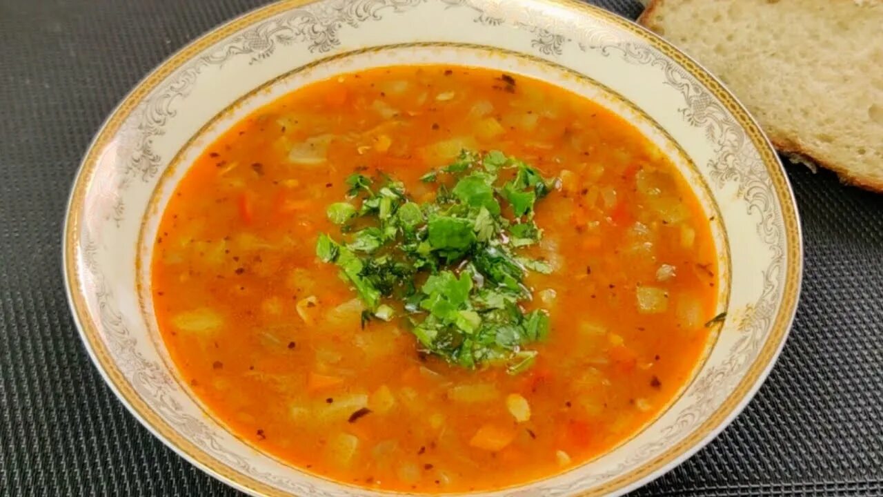 Суп чечевичный. Постный суп. Гречневый суп постный. Постный овощной суп. Постные супы вкусные на каждый день простые