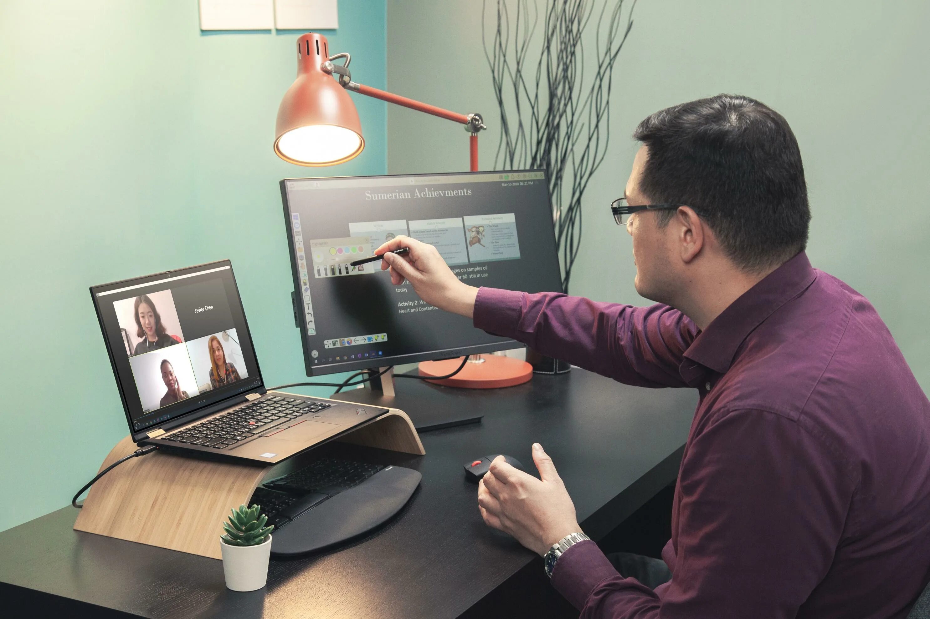 Distance course. Distant courses. Подросток за ноутбуком. What is the distance learning. What is the distance learning.