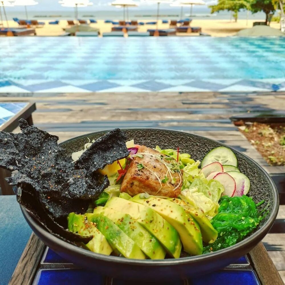 Роскошное меню на Бали. Mercure Nusa Dua меню еда. Чангу Бали кафе меню. Suka Bali menu Yogurt boul. Бали меню