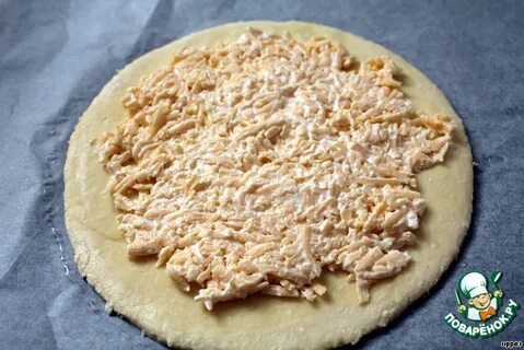 Круглая лепешка с начинкой