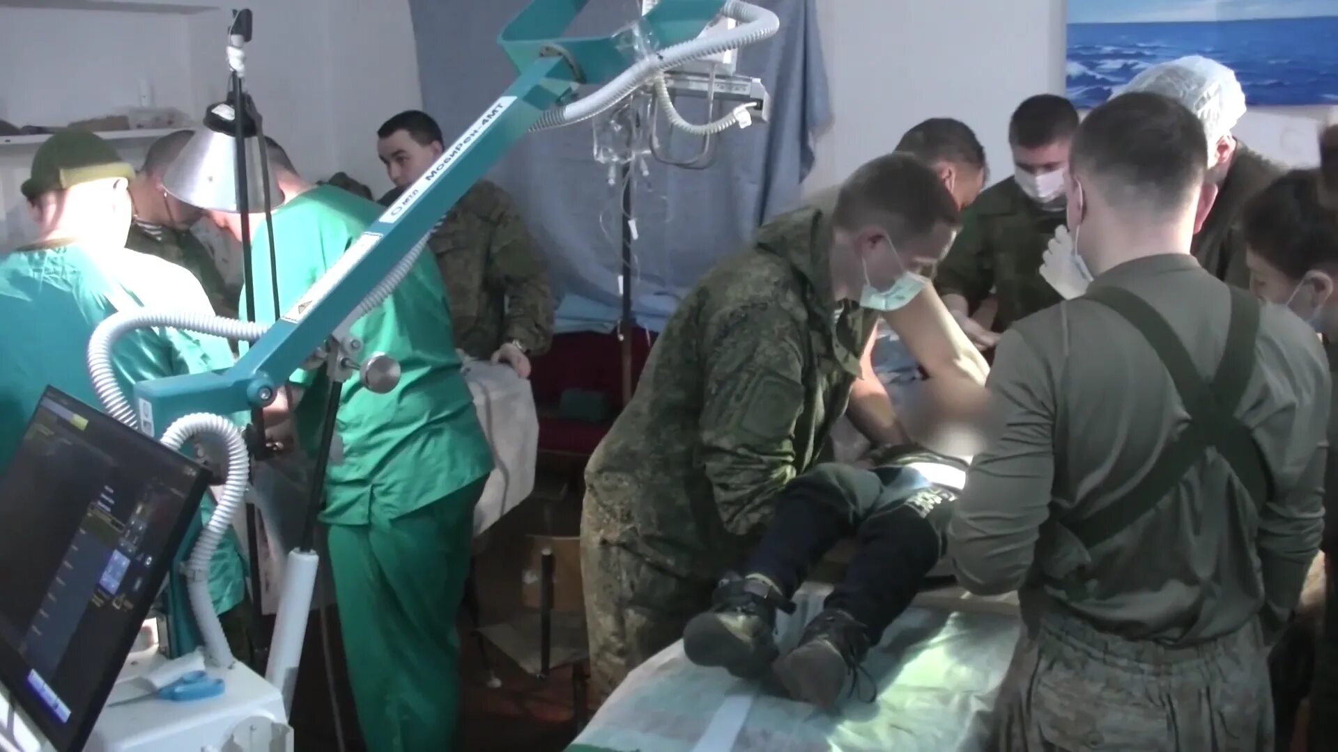 Полевой госпиталь на Украине военный. Российские военные медики. Русские солдаты в госпитале. Госпиталь в донецке для раненых