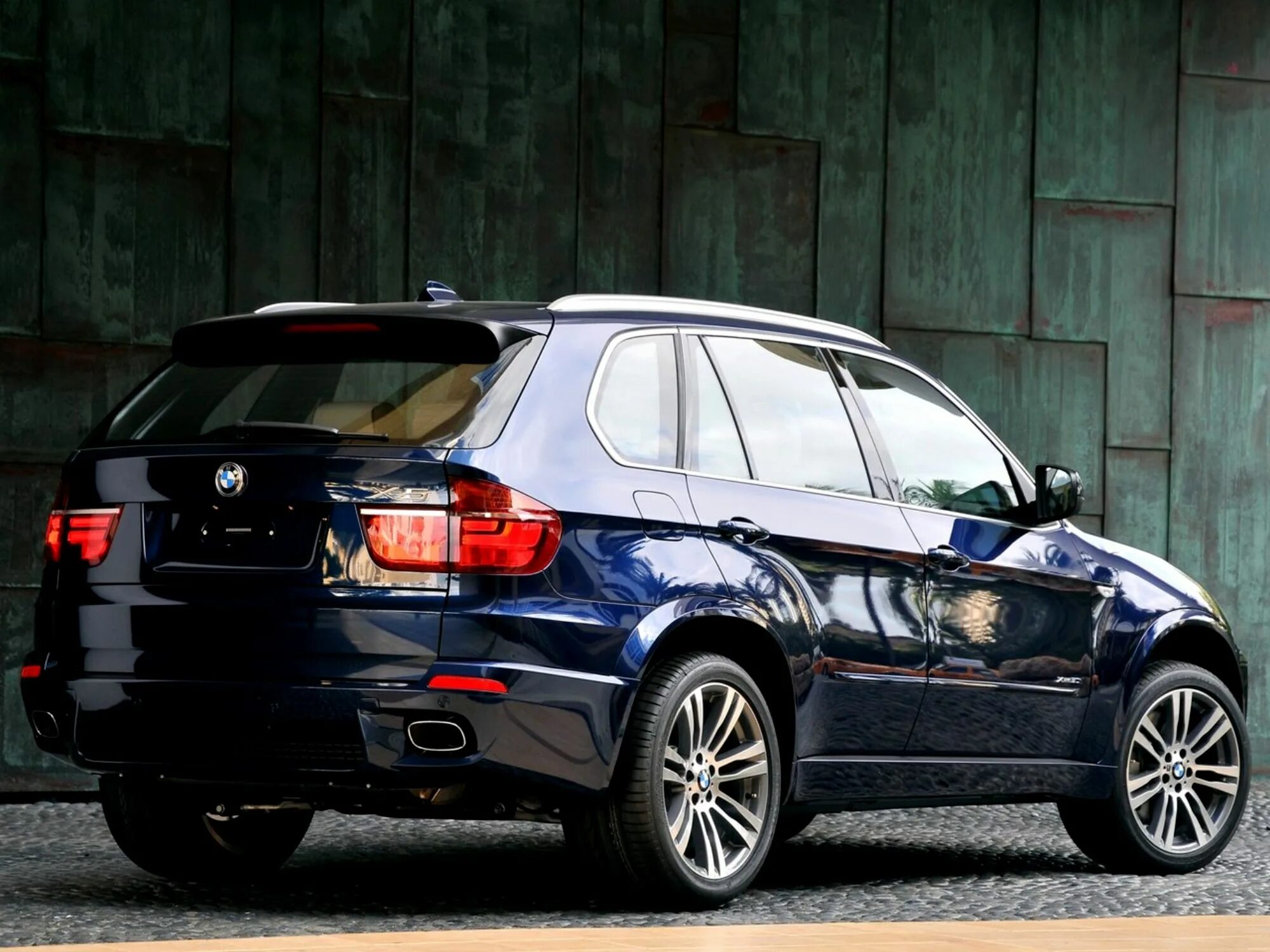 BMW x5 e70 2010. BMW x5 e70 5,5. BMW x5 e70 m пакет. BMW x5 XDRIVE. 15 х 5 4х