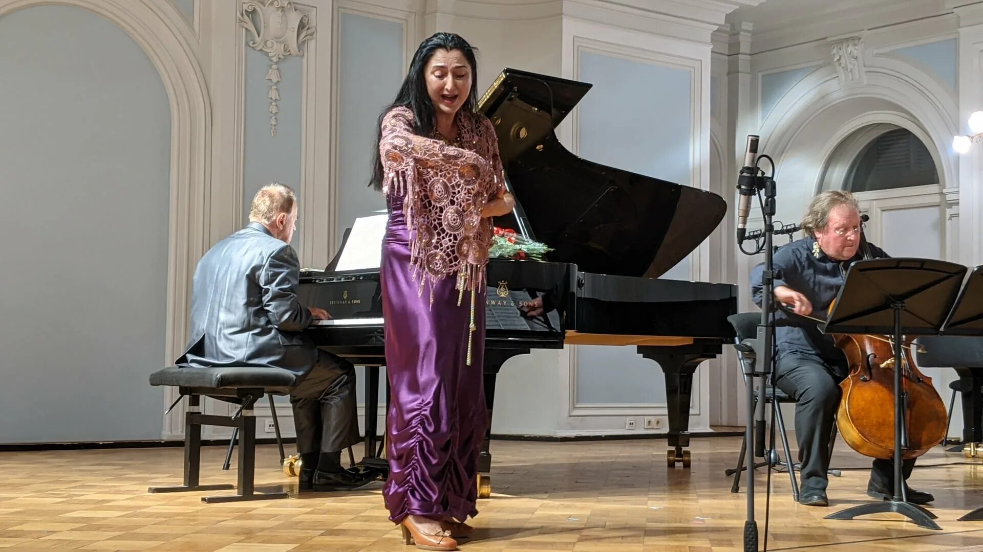 Новогодний концерт в армении 2020 год. Армянские танцы. Армянский концерт. Армянский концерт. Армянский концерт.