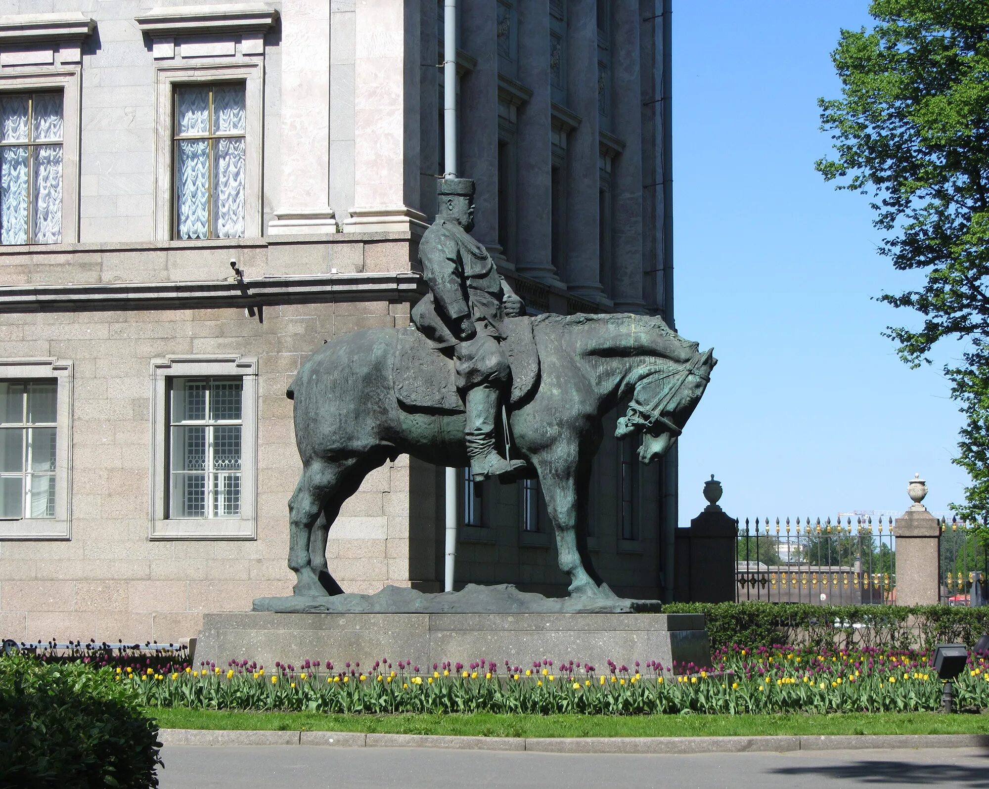 Памятник Александру III (Санкт-Петербург). П П Трубецкой памятник Александру 3. Мраморный дворец Санкт-Петербург памятник Александру 3. Трубецкой памятник александру