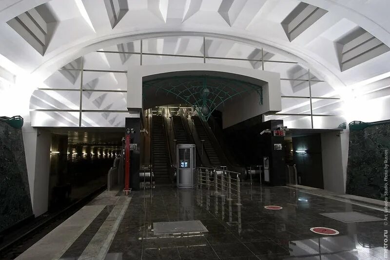 Славянский бульвар станция московского метрополитена. Станция метро славянский бульвар. Славянский вокзал москва. Д станция славянский бульвар. Станция славянский бульвар москва.