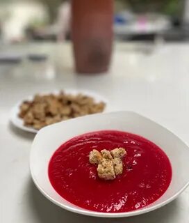 Красный суп пюре