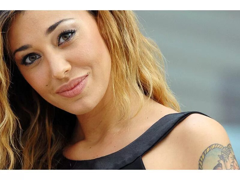 Belen rodriguez 2023 год nuovi. Белен город в бразилии. Белен диас. Белен родригез. Белен родригес.