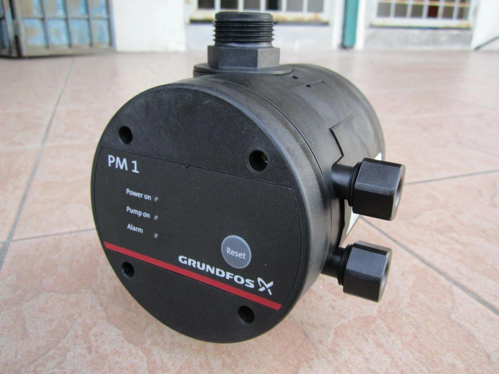 Контроллер насоса grundfos. 3 pm 1. Oppo pm-3. Кабель oppo pm 3. Блок автоматики dellain pm3.