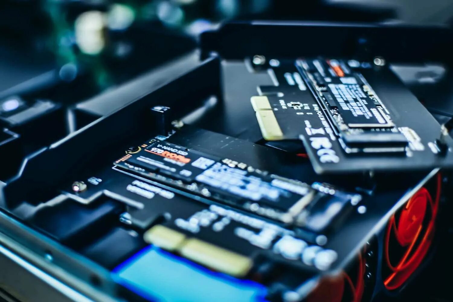 Какой быстрый ssd диск. Ssd m2 для пк. ssd m2 с подсветкой. hdd ssd m2 разница. chia майнинг.
