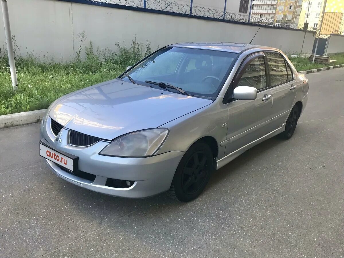 Mitsubishi lancer 2005 года. Mitsubishi Lancer 2005. Лансер 9 серебристый. Мицубиси Лансер 2005 черный. Mitsubishi Lancer 2005 черный.