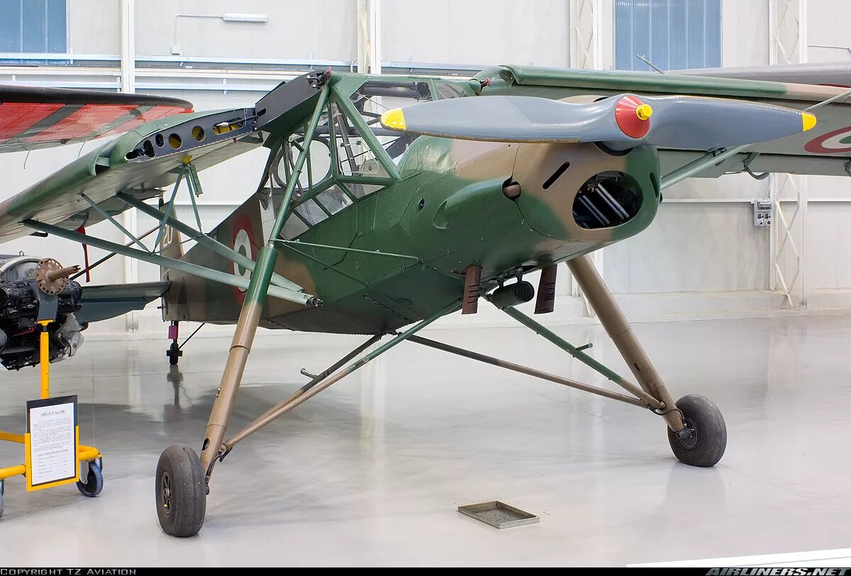 Шторх. Самолёт fi 156 storch. физелер fi-156 шторх. самолет физелер fi 156 шторх. fieseler fi 156 storch кабина.