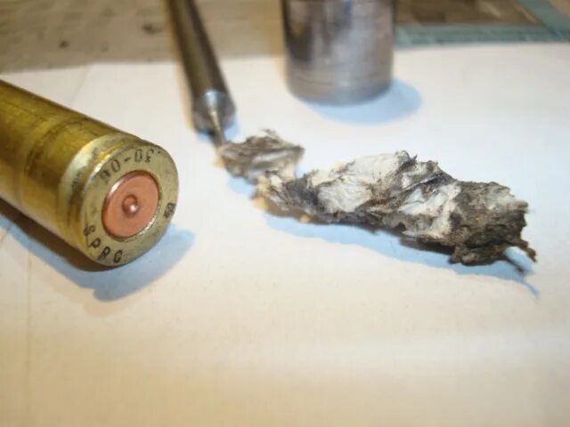 Пуля блондо свинцовая. Пули старинные свинцовые. Определить свинцовую пулю. Крупнокалиберные свинцовые солиды. Свинцовая пуля 50 калибра.