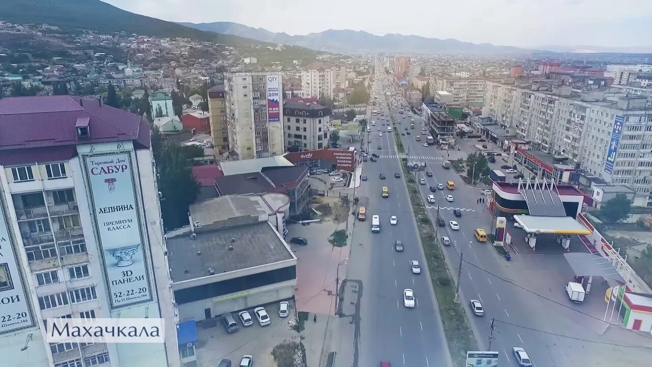 Зима в махачкале. Площадь ленина 2 махачкала. Площадь им ленина махачкала 2000. Махачкала январь. Махачкала дагестан площадь ленина.