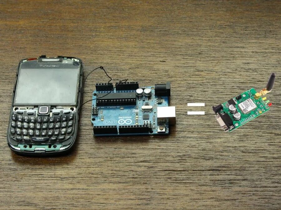 Arduino телефон. Блютуз модуль из старого телефона. модуль bluetooth в телефоне. сотовый телефон на raspberry pi.