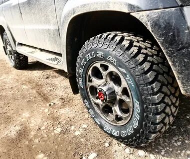 Maxxis 245 r16