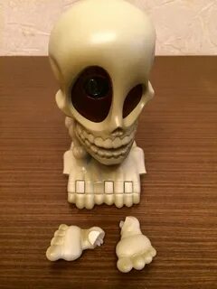 Игрушка череп