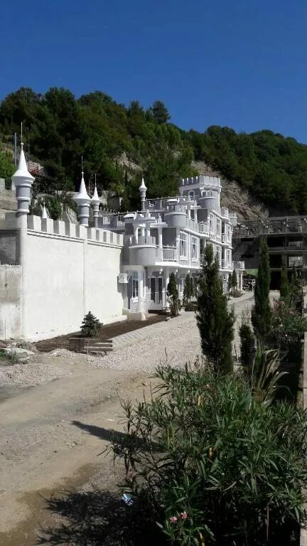 Отель Мраморный замок, Пицунда, Абхазия 101Hotels.com