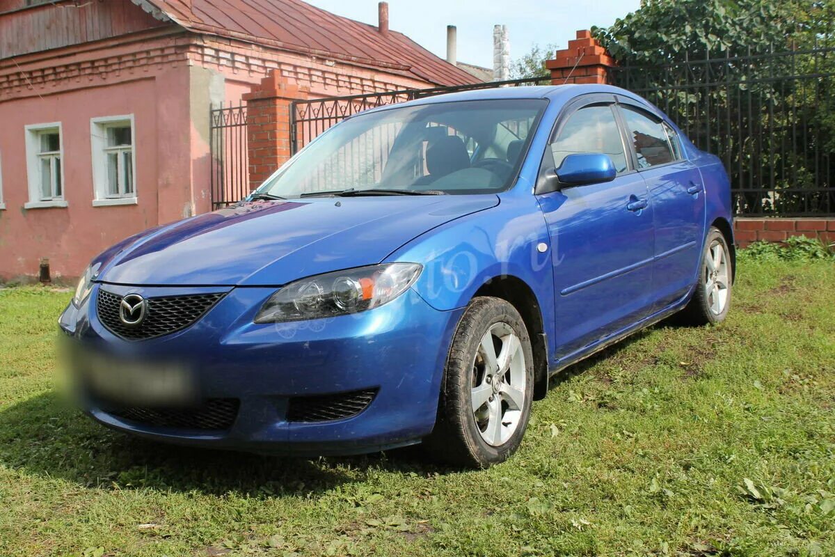 Машины с пробегом во владимире. Mazda 3 BK синяя. Мазда 3 синего цвета. 25e цвет Мазда. Цвет 38j Mazda.
