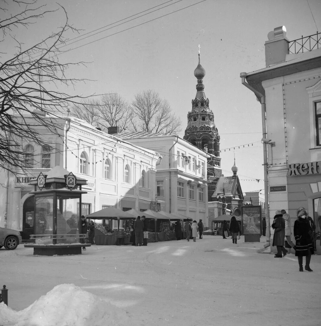 Ярославль 1990. Ярославль в 2000-е. Депутатский переулок Ярославль. Торговый переулок Ярославль 1990е. Церковь в Депутатском переулке Ярославль.