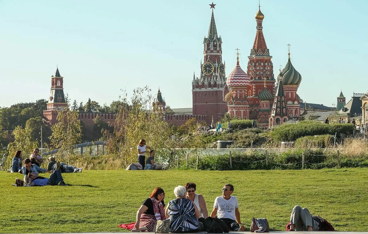 Выходные в москве 2 дня. Выходные в москве фото. выставка москва с воздуха. москва -30 градусов. большая русь.