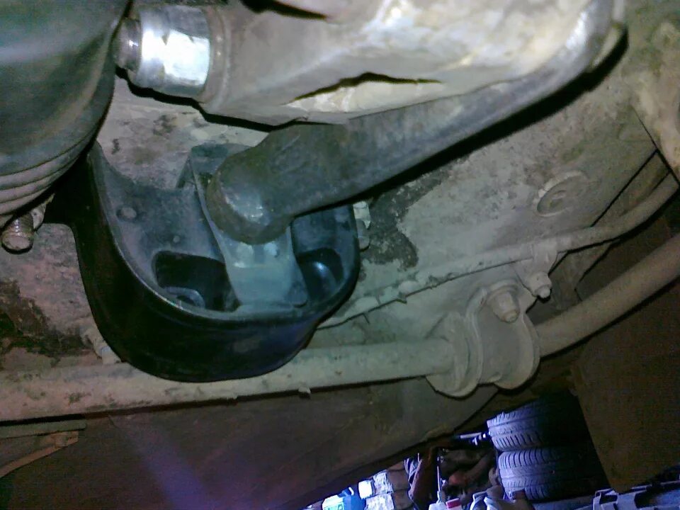 Сайлентблок опоры двигателя пежо 407 2. Мощная вибрация. Лачетти опоры двигателя расположение. Вибрация под нагрузкой туссан. Японская вибрация упражнение.