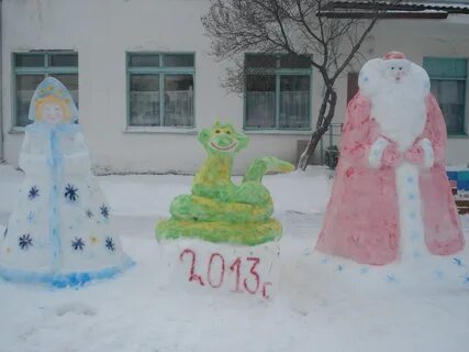 Дед мороз из снега